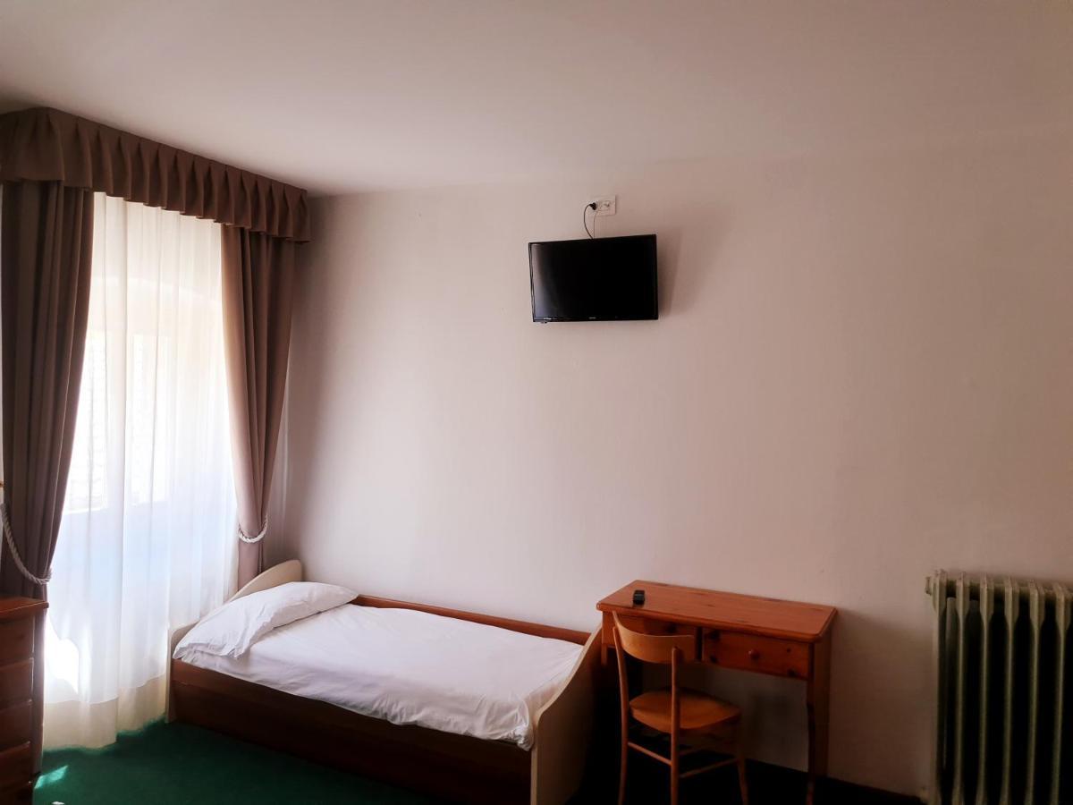 Lorenzago Di Cadore Albergo Trieste מראה חיצוני תמונה